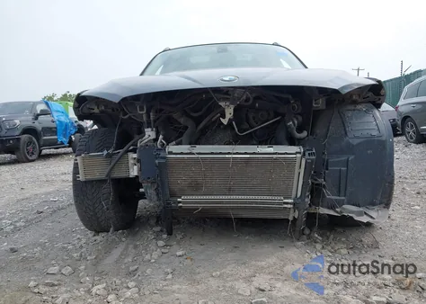 2014 BMW X1 xDrive35I z USA, uszkodzony, nr VIN WBAVM5C57EVV92468